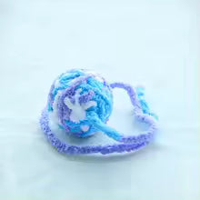 Jouet pour chat interactif - Boule de fil multicolore avec clochette