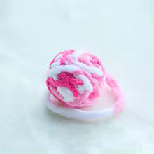 Jouet pour chat interactif - Boule de fil multicolore avec clochette