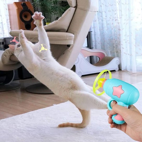 Jouet pour chat - Pistolet à helice volante - Chatyfyclub