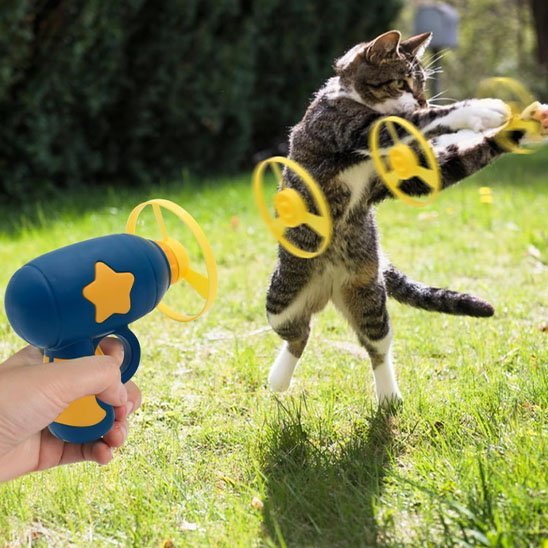 Jouet pour chat - Pistolet à helice volante - jeu - Chatyfyclub